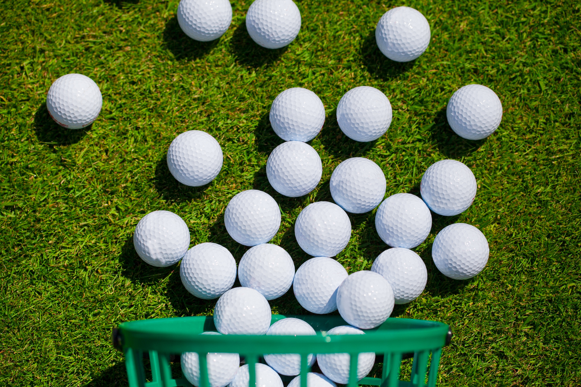 Golf balls basket